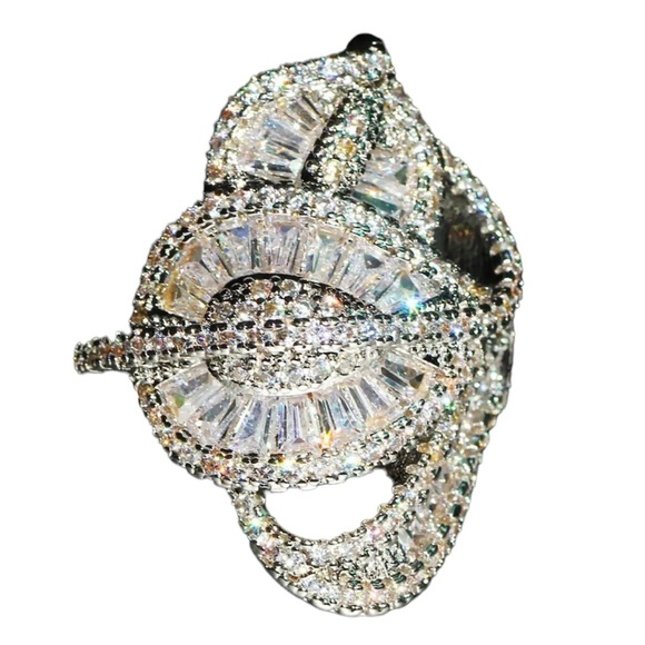 🎁 925 Silver Zircon Statement Ring - Picture 4 of 9